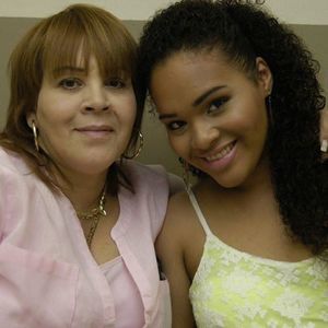 Meet your Posher, Yolanda